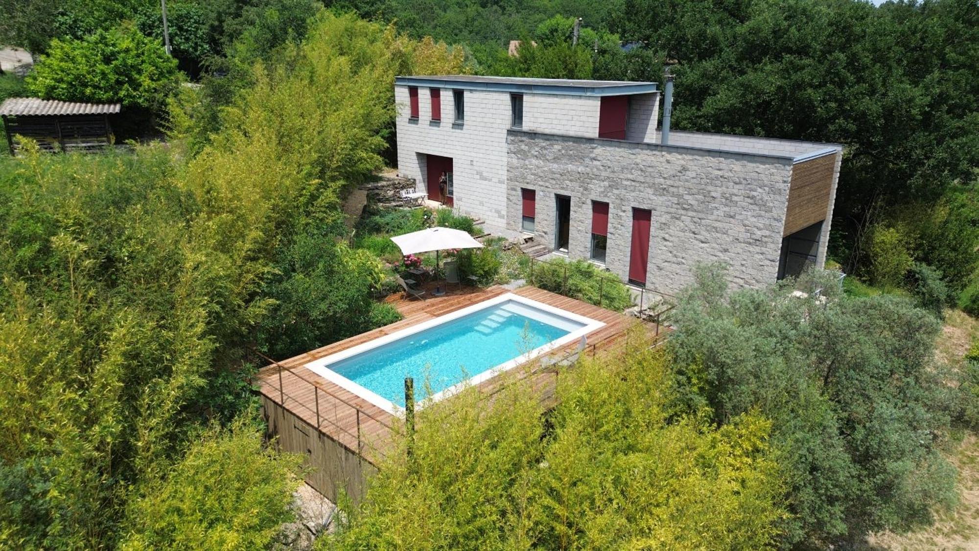 La Maison Des Chataigniers Meyrannes Exterior foto